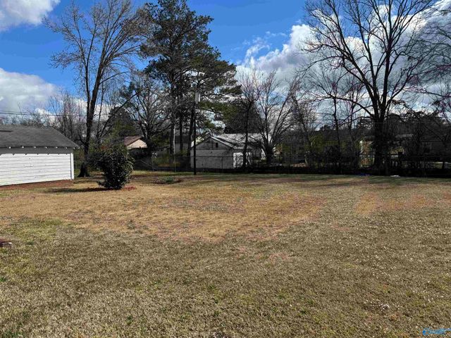 613 Sizemore Street, Gadsden, AL 35903