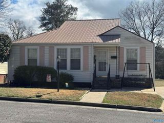 613 Sizemore Street, Gadsden, AL 35903