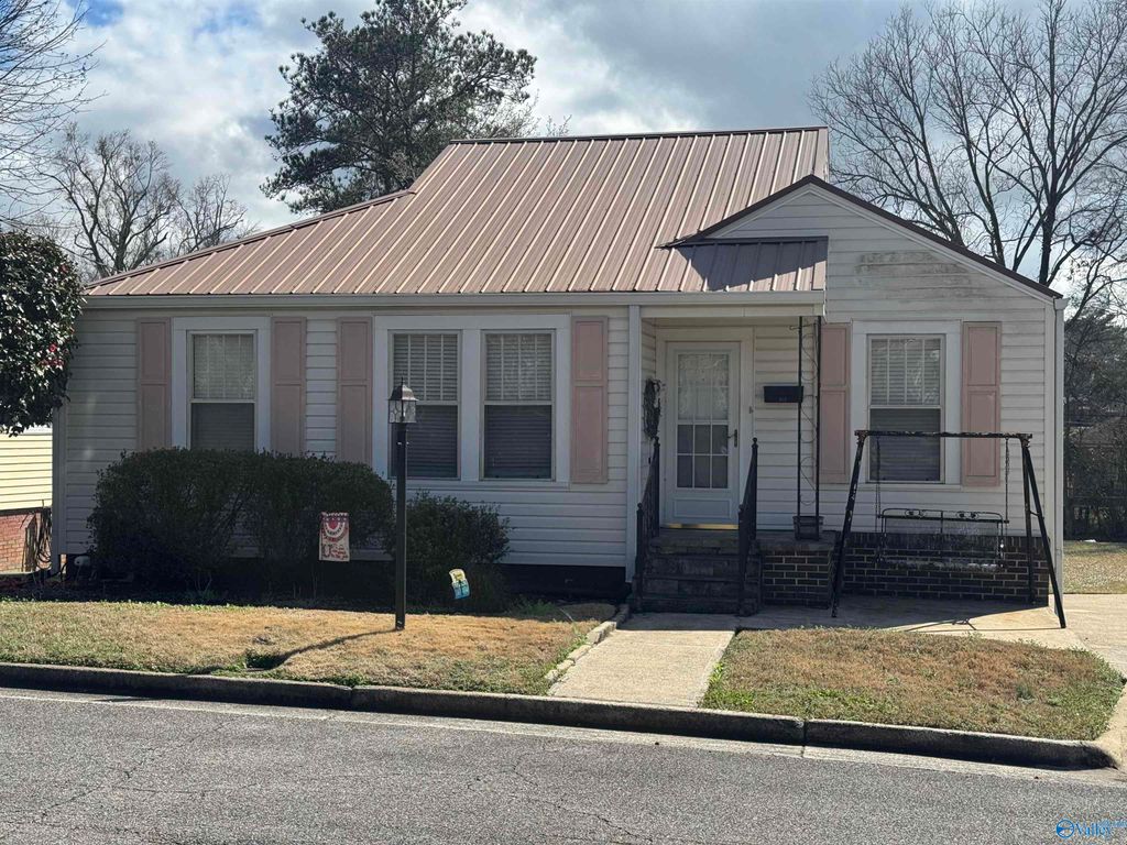 613 Sizemore Street, Gadsden, AL 35903