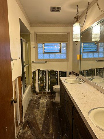 848 E 150th Place, South Holland, IL 60473