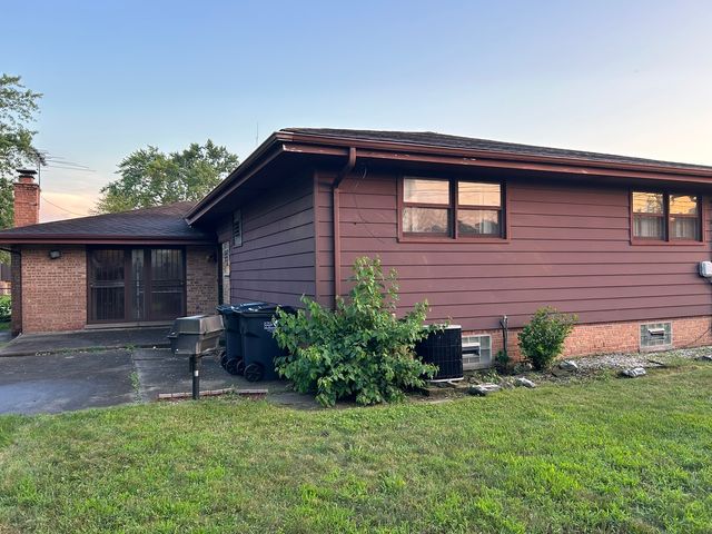 848 E 150th Place, South Holland, IL 60473
