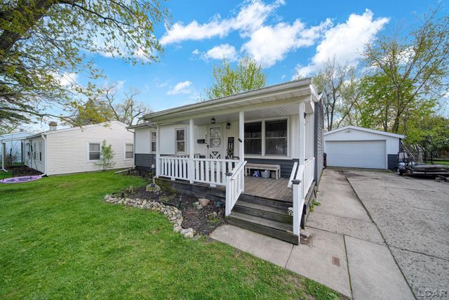 422 May Drive, Adrian, MI 49221