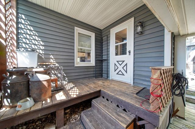 422 May Drive, Adrian, MI 49221