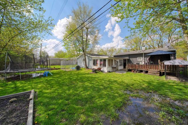422 May Drive, Adrian, MI 49221