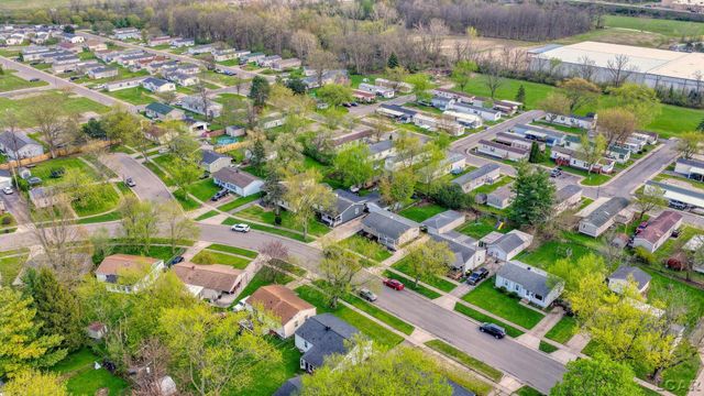 422 May Drive, Adrian, MI 49221