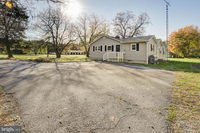 4841 SANDTOWN RD, Felton, DE 19943