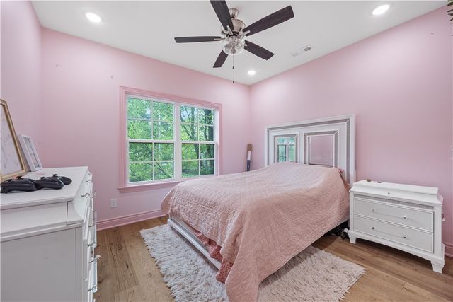 335 Combs Avenue, Fayetteville, AR 72701