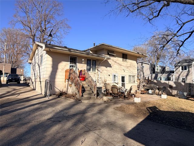 4127 55th Street, Des Moines, IA 50310