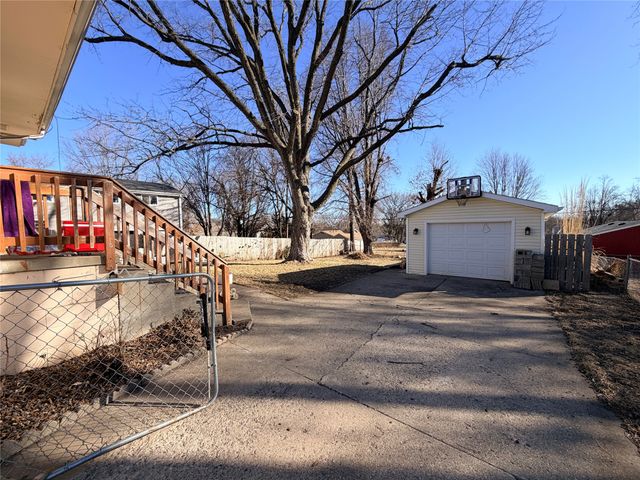 4127 55th Street, Des Moines, IA 50310