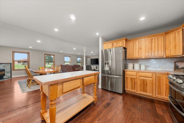 6810 W Wild Rose Rd, Deer Park, WA 99006