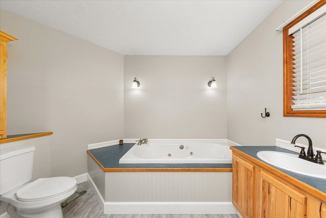 6810 W Wild Rose Rd, Deer Park, WA 99006