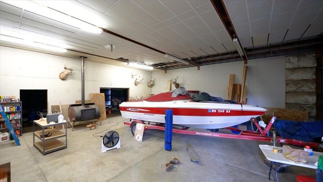 6810 W Wild Rose Rd, Deer Park, WA 99006