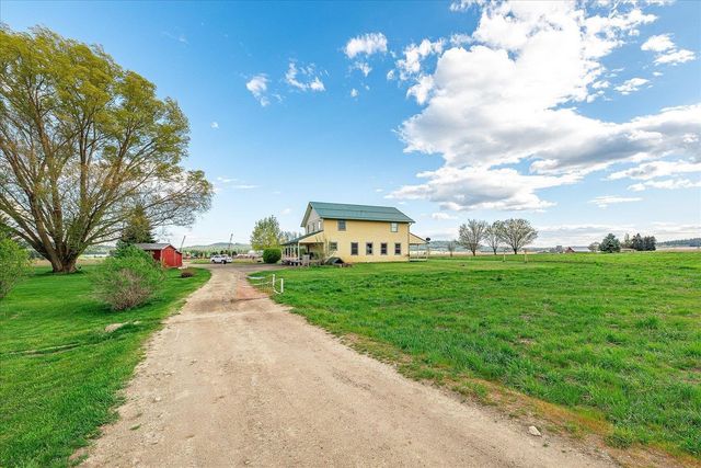 6810 W Wild Rose Rd, Deer Park, WA 99006