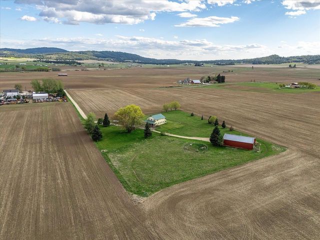 6810 W Wild Rose Rd, Deer Park, WA 99006