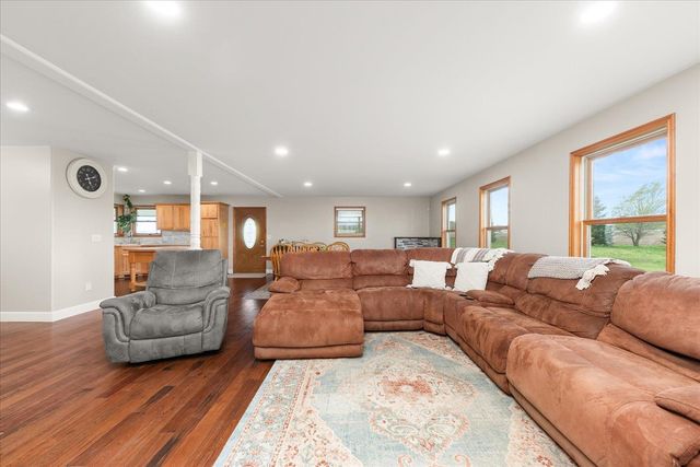 6810 W Wild Rose Rd, Deer Park, WA 99006