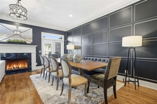 151 West Ridge Way, Roswell, GA 30076