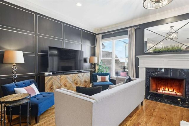 151 West Ridge Way, Roswell, GA 30076