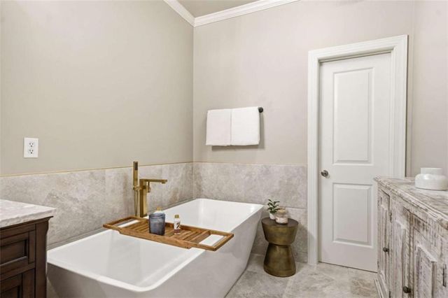 151 West Ridge Way, Roswell, GA 30076