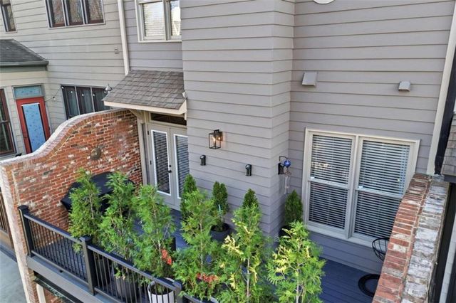 151 West Ridge Way, Roswell, GA 30076