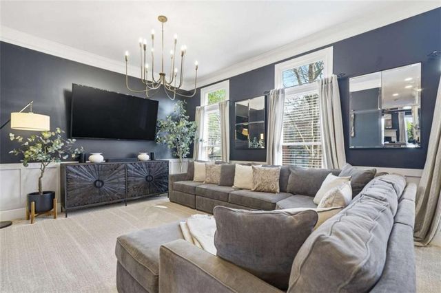 151 West Ridge Way, Roswell, GA 30076