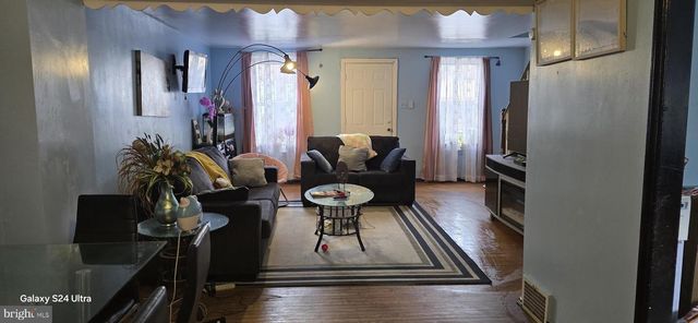 604 ANCHOR ST, Philadelphia, PA 19120