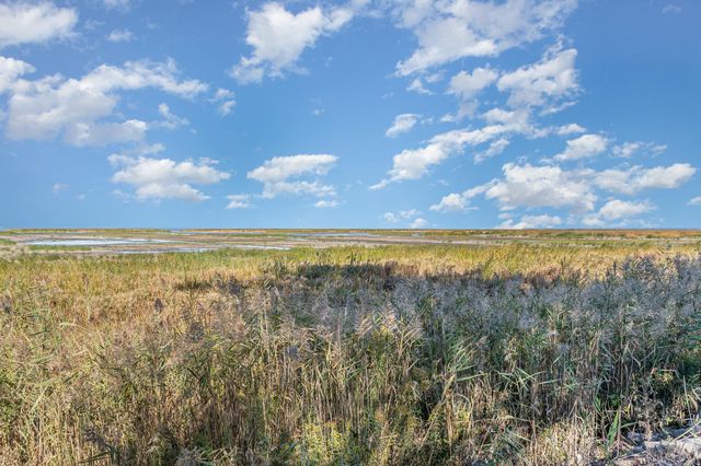 799 Knodt Road, Essexville, MI 48732