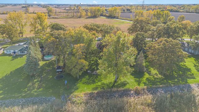 799 Knodt Road, Essexville, MI 48732