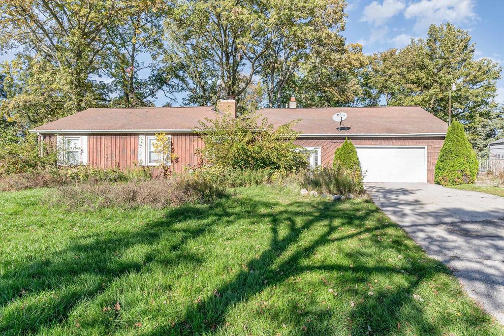 799 Knodt Road, Essexville, MI 48732
