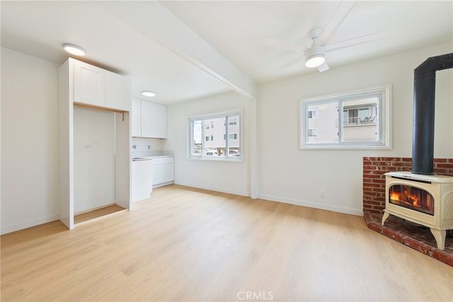 311 E Edgewater B, Newport Beach, CA 92661