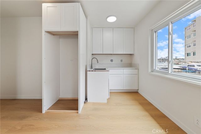 311 E Edgewater B, Newport Beach, CA 92661