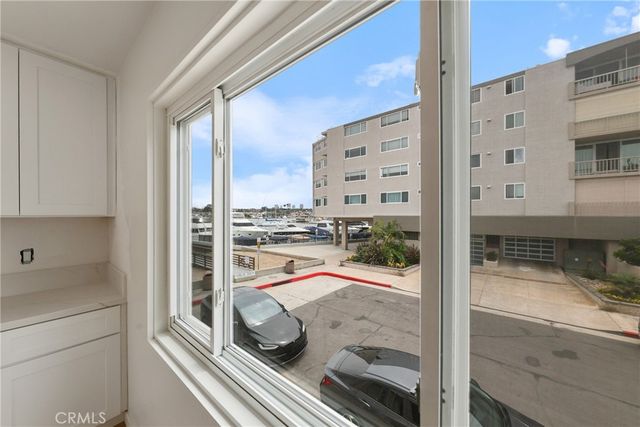 311 E Edgewater B, Newport Beach, CA 92661