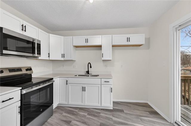 1511 Osage Trail, Independence, MO 64058