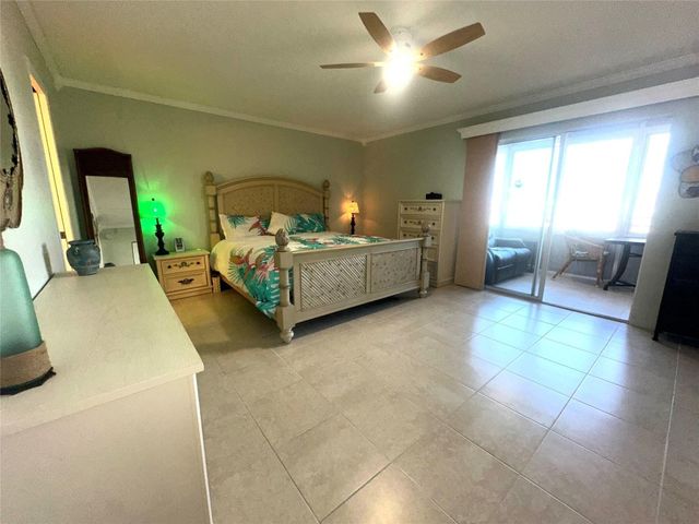 4032 Cambridge B 4032, Deerfield Beach, FL 33442