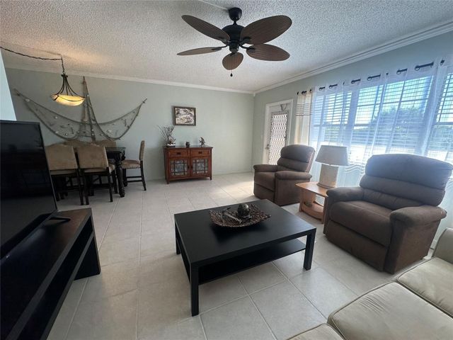 4032 Cambridge B 4032, Deerfield Beach, FL 33442