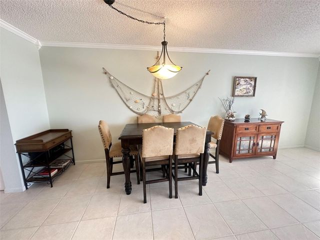 4032 Cambridge B 4032, Deerfield Beach, FL 33442