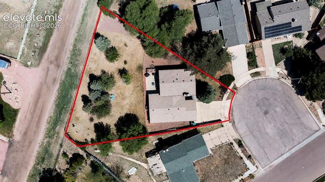 2071 Calle Fontana, Fountain, CO 80817