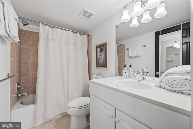 20729 RED CEDAR DR, Leesburg, VA 20175