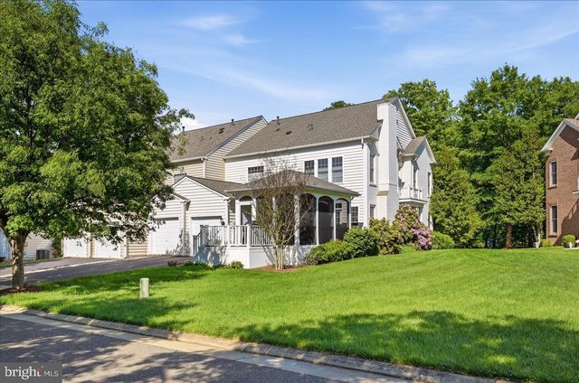 20729 RED CEDAR DR, Leesburg, VA 20175