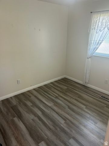 6452 W 3270 S, West Valley City, UT 84128