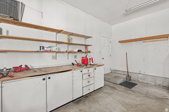 6452 W 3270 S, West Valley City, UT 84128