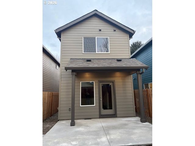 9259 E Burnside St, Portland, OR 97216