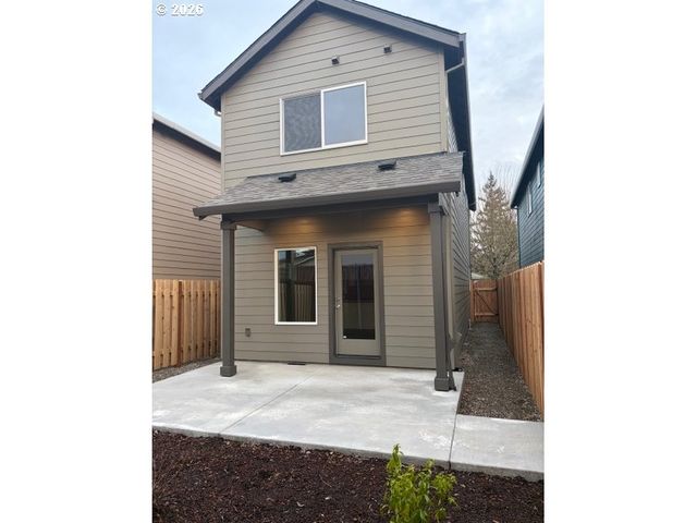 9259 E Burnside St, Portland, OR 97216