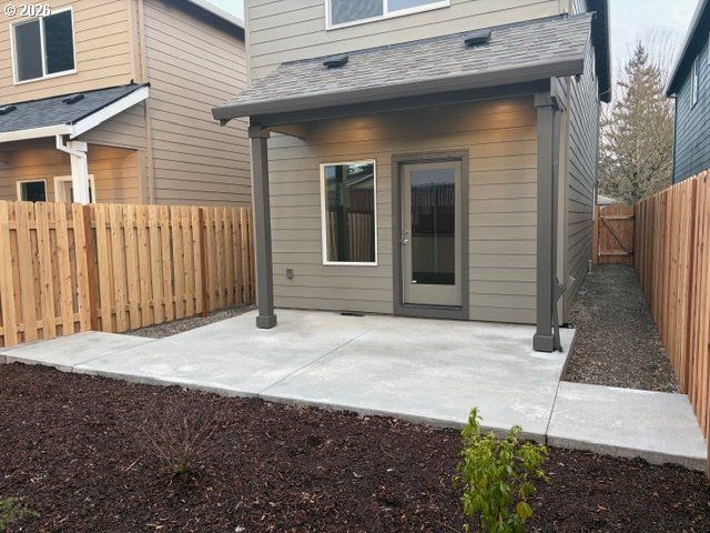 9259 E Burnside St, Portland, OR 97216