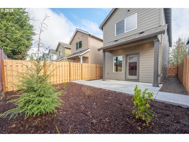 9259 E Burnside St, Portland, OR 97216