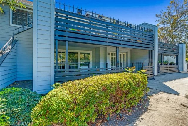1005 Lakeview, Azusa, CA 91702