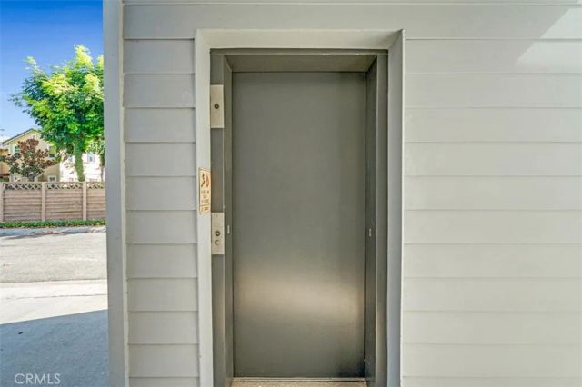 1005 Lakeview, Azusa, CA 91702