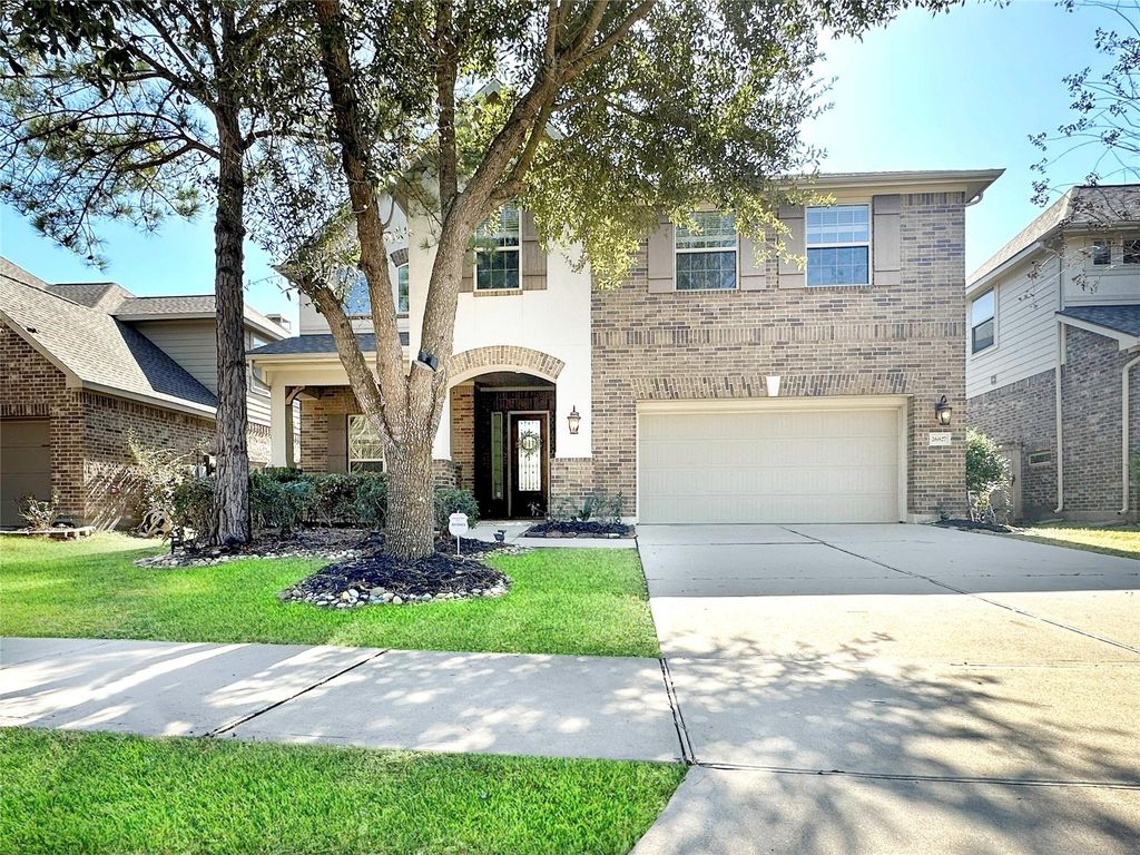 Image 1 of property listing at 26827 Longleaf Valley Drive, Katy, TX 77494