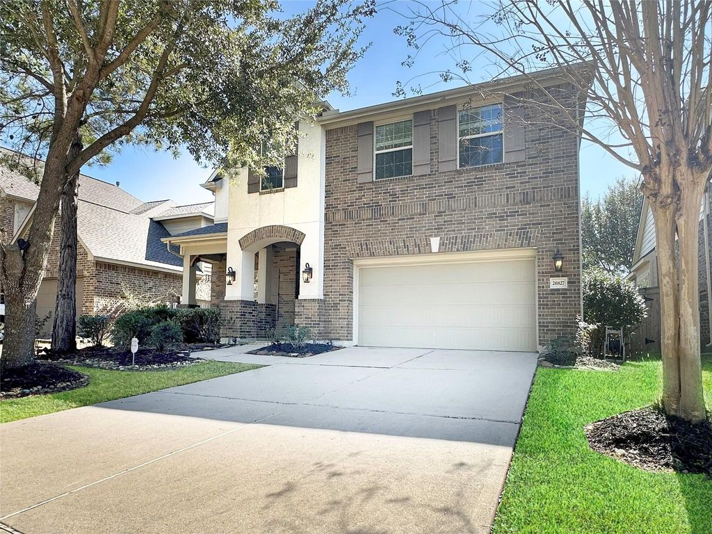 Image 3 of property listing at 26827 Longleaf Valley Drive, Katy, TX 77494