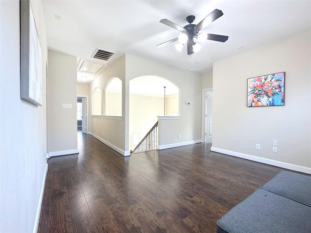 Image 30 of property listing at 26827 Longleaf Valley Drive, Katy, TX 77494