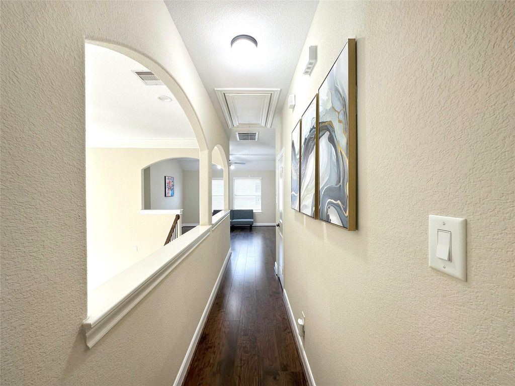 Image 46 of property listing at 26827 Longleaf Valley Drive, Katy, TX 77494